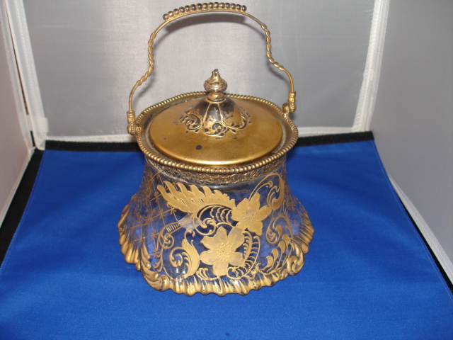 Cracker jar