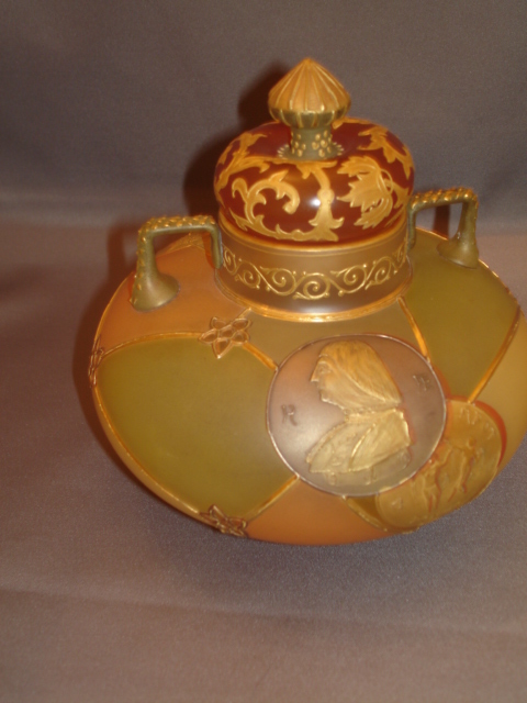 Covered jar