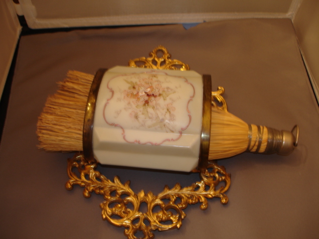 Broom holder