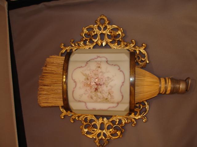 Broom holder