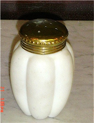 Melon sugar shaker