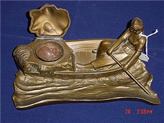 Bronze inkwell lady/boat