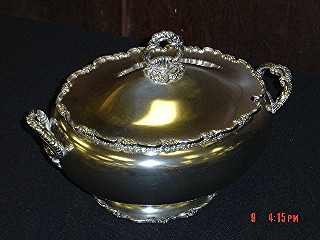 Silverplate oval tureen Meriden 1830