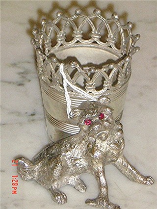 Toothpick holder