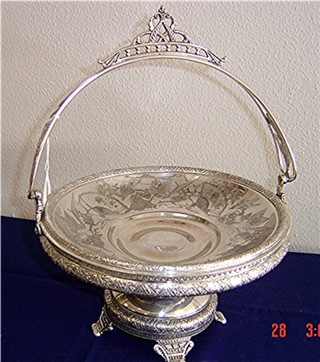 cake basket