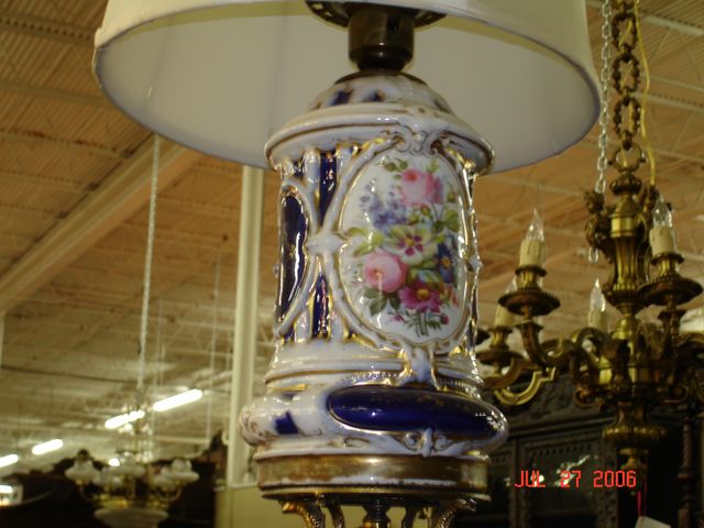Old Paris portrait lamp