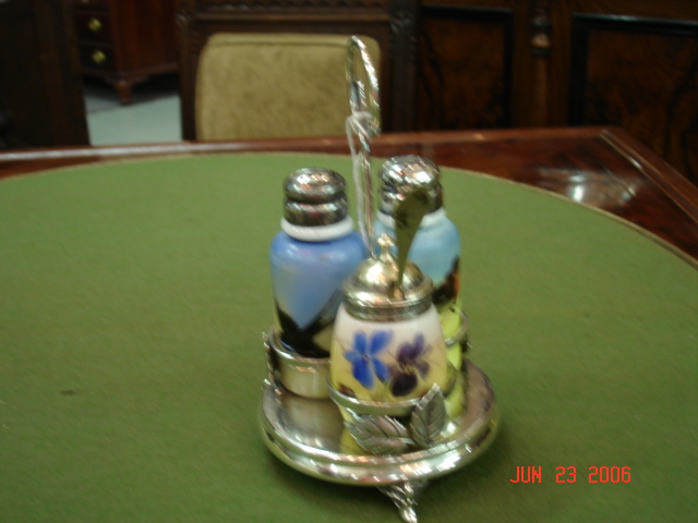 Condiment set