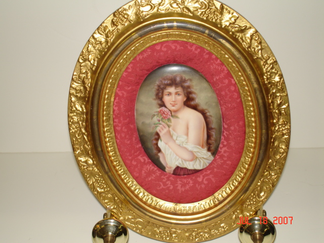 Porcelain plaque
