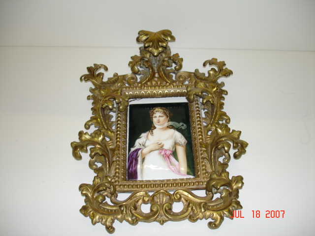 Porcelain plaque