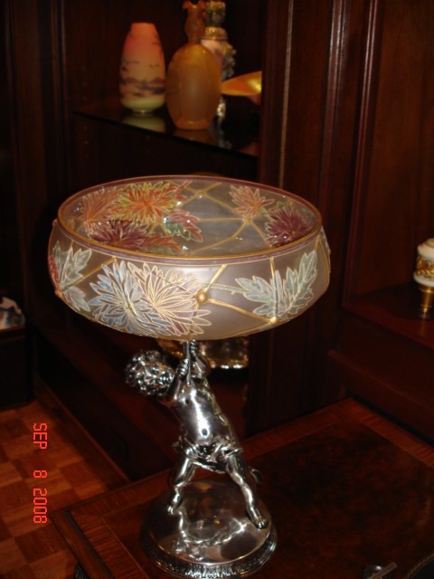Glass bowl