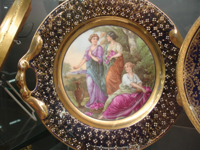 Cabinet plate