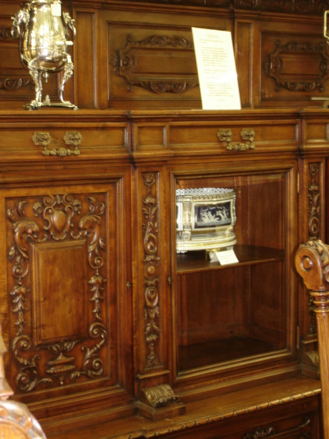 Sideboard